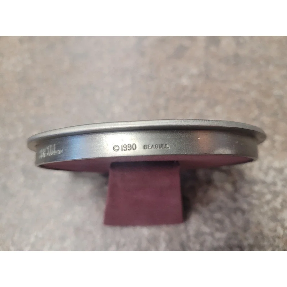 Romantic Small 1990 Vintage Seagull Pewter Canada Floral Oval Picture Frame